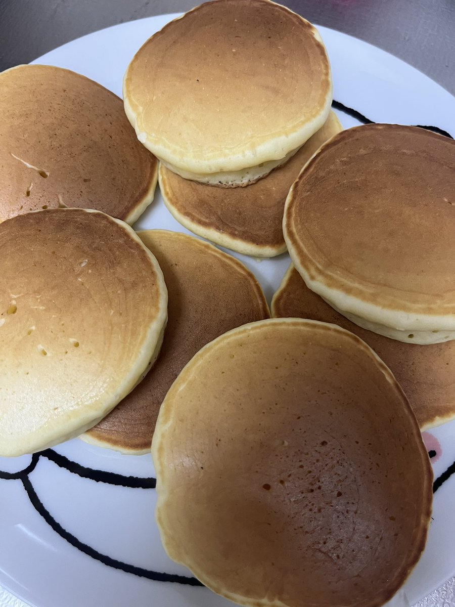maichan1001's tweet photo. ホットケーキ焼いた🥞🍴 https://t.co/N3ULtlsa01