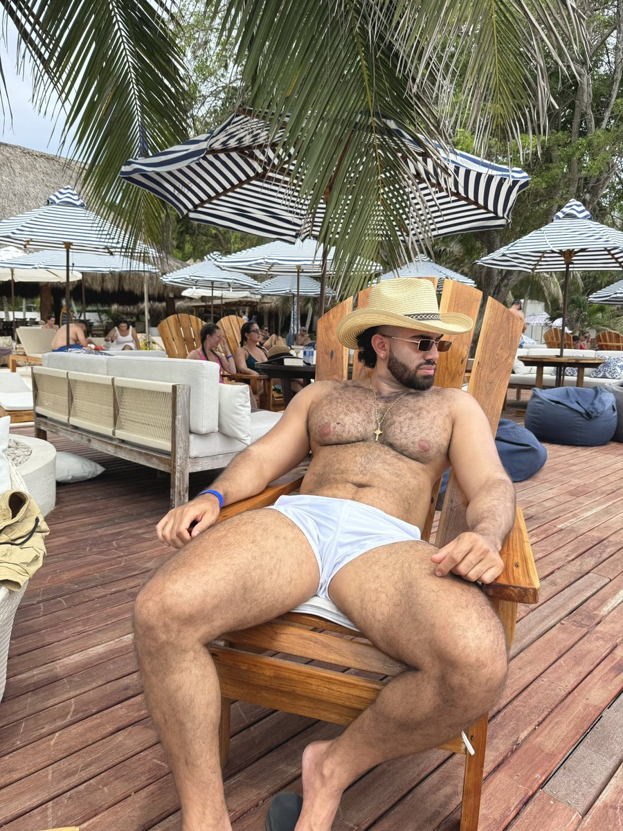 SimonLeon01's tweet photo. 🌊 https://t.co/jZBeZqTQrz