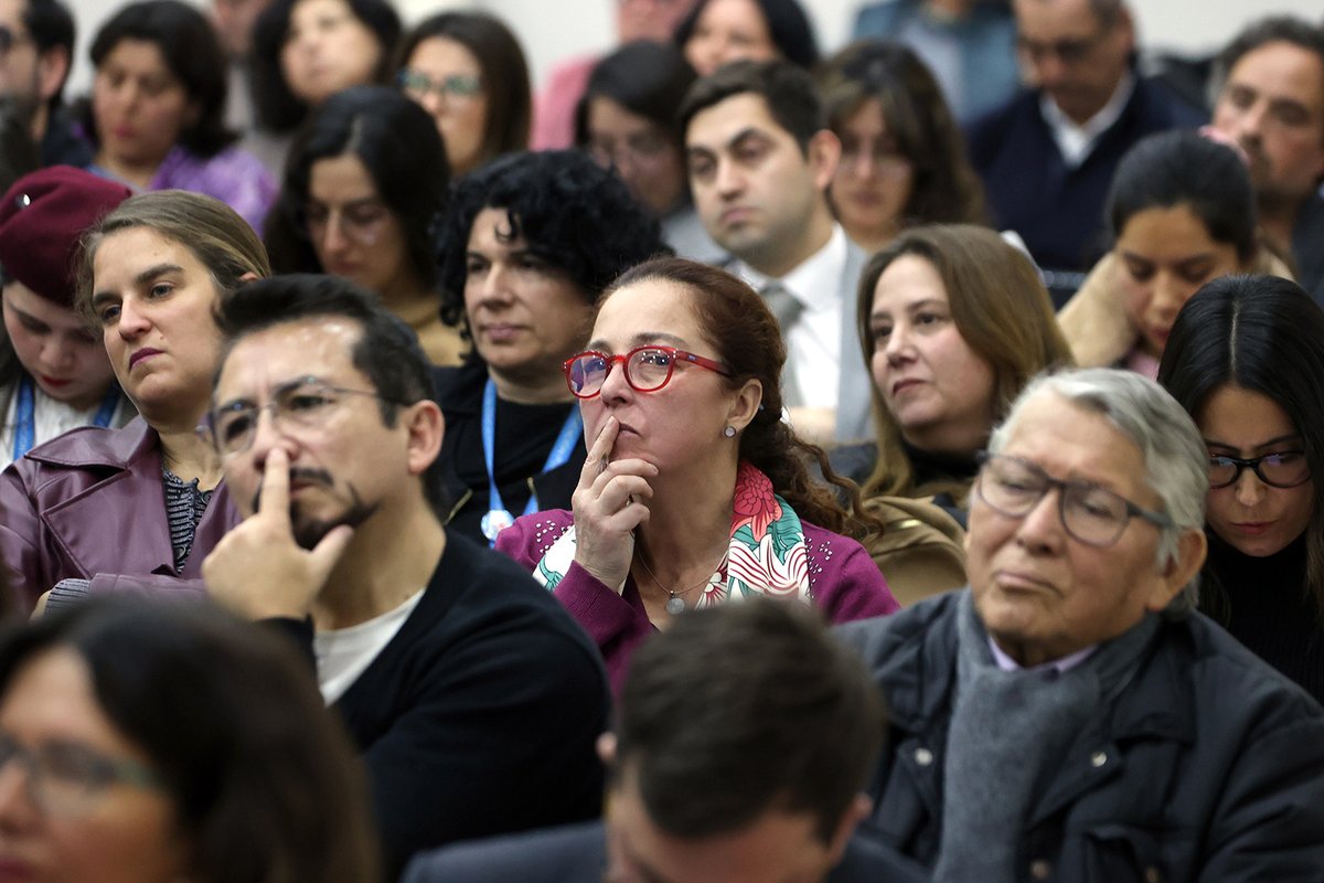 uchile's tweet photo. Expertos y autoridades debatieron la baja de la segregación escolar y las modificaciones al SAE en seminario @ciae_uchile donde se presentó un estudio que asocia la inédita baja en la segregación con las políticas de integración https://t.co/XpwEFPkdZR https://t.co/uniXKNqtrm