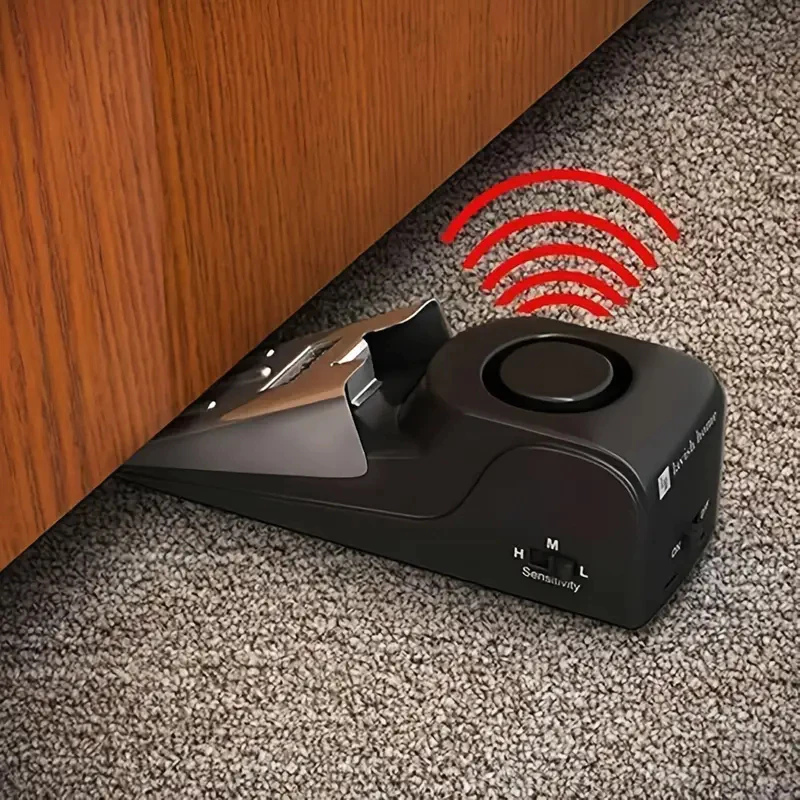 RecomendaTec's tweet photo. Sua casa está protegida ENQUANTO você dorme?

Esse alarme de porta de R$19,89 dispara 120dB no menor movimento.
Sem instalação. Sem fio. Sem desculpa.

🔗 https://t.co/W36LLILCuA https://t.co/JJkSDugi4q