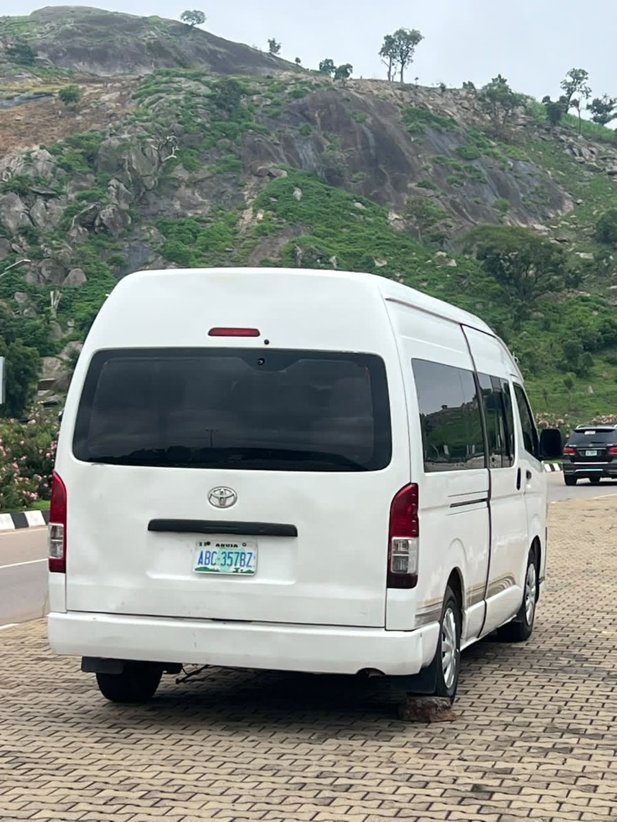 Chubystringz's tweet photo. Belgium standard 
Toyota Hiace hummer 3 bus 🚌
Year:  2010 
untemperd engine and gear 
AC chilling
Price: 14m
Abuja deal

France Spain mbappe https://t.co/MHwt8ztSdM