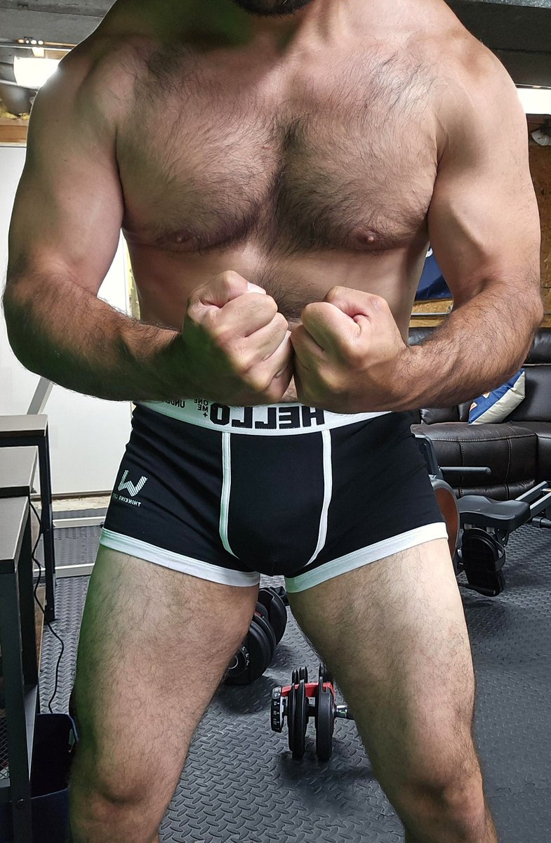 Hairythickdaddy's tweet photo. Who wants to get picked up and thrown around? 😈 https://t.co/bxn7dY1n3W