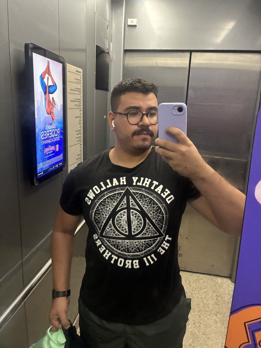 Pmaycon99's tweet photo. 🖤♥️🫡 https://t.co/Le5znn9aSE