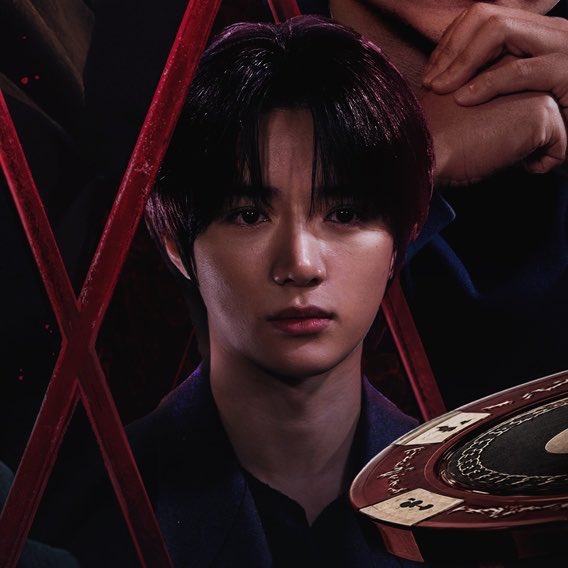 L0VELYBEOMIE's tweet photo. no but beomgyu really suits a mystery show so well i’m so happy he got to be a part of one 🥹 people usually know him for his loud/playful self (and we LOVE that), but also one of my favorite things about him is how incredibly smart and reliable he is whenever strategy or deduction is involved and that’s so attractive.

he’s really observant, asks such clever and thoughtful questions (like we saw in the pixid impostor game), notices details that others might miss, and knows how to read the room. and i remember how he even would go viral in shows like sumbakkokjil or to-do’s better watch out because of how calm, reserved, and strategic he was. 

he REALLY locks in and i love getting seeing this more analytical side of him. i’m really looking forward to seeing more people appreciate this side of him too 🥹