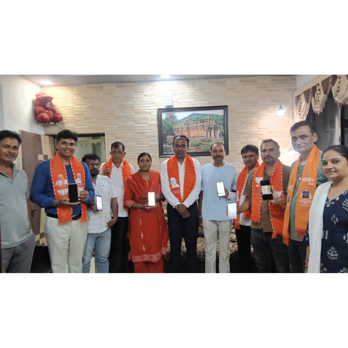 BjpSc1868's tweet photo. તા.૨/૭/૨૦૨૬ ના રોજ "ગાંધીનગર લોકસભા, હરિયાળી લોકસભા" અંતર્ગત સામૂહિક વૃક્ષારોપણ માટે રાણીપ વોર્ડ ખાતે વિવિધ સોસાયટી અને ફ્લેટનું વૃક્ષારોપણ માટે રજીસ્ટ્રેશન કાર્ય સંપન્ન કર્યું. https://t.co/QtNwDhpn2o