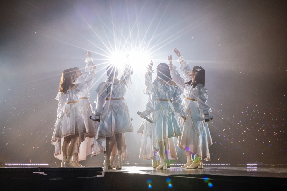 seigura's tweet photo. 蓮ノ空女学院スクールアイドルクラブ初の単独ドーム公演『6th Live Dream ～Bloom Garden Party～ 埼玉公演Day.2』ライブレポート✨ 
卒業生を含む11名のキャストが出演🎤
105期の集大成となる百花繚乱のステージ💐

詳細は⏬（写真38枚）
 https://t.co/JJy80rSoLd

#ラブライブ #蓮ノ空女学院 #蓮ノ空 #lovelive