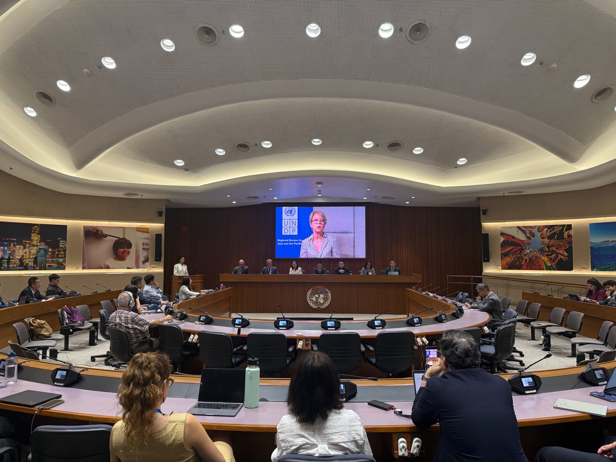 UNDPChina's tweet photo. At #OEWG48, @UNDP🇨🇳 joined FECO, Ministry of Ecology and Environment of China &amp; @UNIDO to mark 10 yrs of the Kigali Amendment to explore innovation and cooperation to accelerate HFC phasedown. We are committed to advancing #SustainableCooling via knowledge exchange. https://t.co/dI60ygpUGi