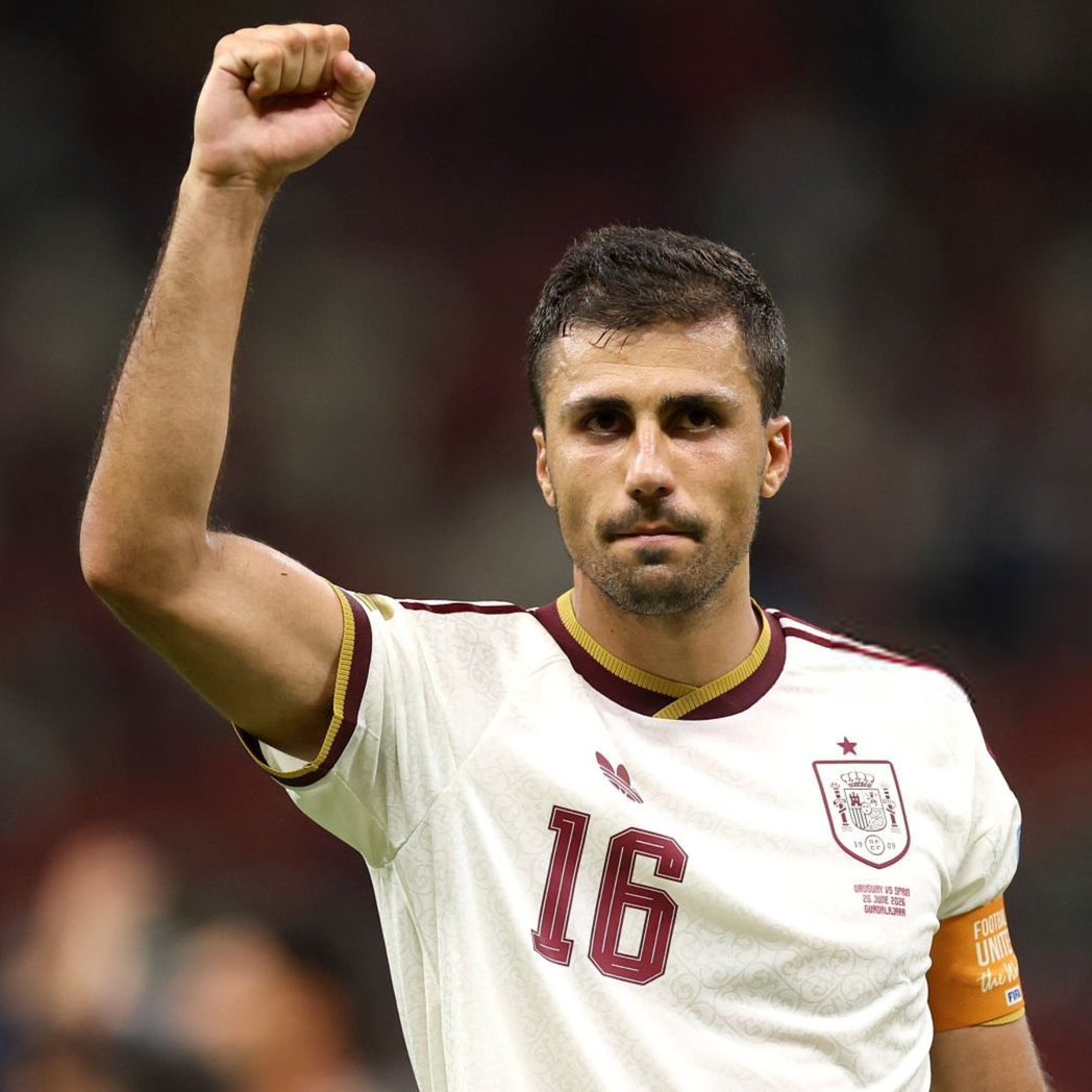MadridXtra's tweet photo. 🚨 JUST IN: Some Real Madrid leaders still want to SIGN Rodri. @La_SER https://t.co/KkbKGwlLWG