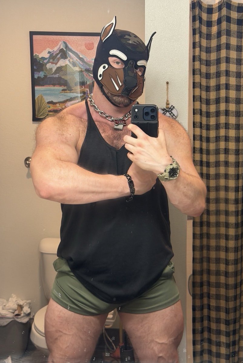 themusclepup's tweet photo. Woof.🐾 https://t.co/mCBu3CK8dU