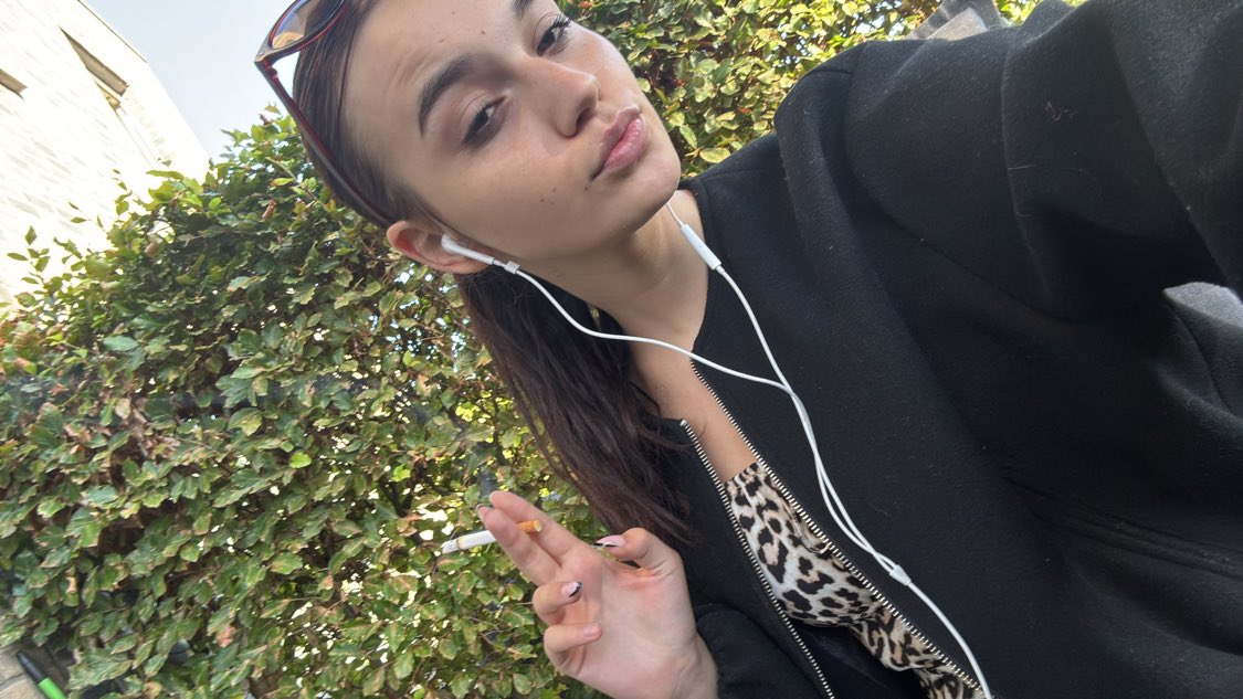 bow2selene's tweet photo. begg for mercyyy 

 #findom #cryptosub
#cuck #wankchat #hotwife  #bbc #bnwo #finsub #femdom #goon #gooner #bdsm #HumanATM #WalletDrain #SubmissiveMen #SendTribute  #FinDomme #Paypig https://t.co/GREcd97gSC