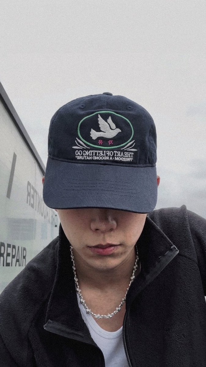 918_ryul's tweet photo. Ryul lockscreen/Wallpaper 

🎥 Weverse live 260715 https://t.co/IrmQRPNNLe