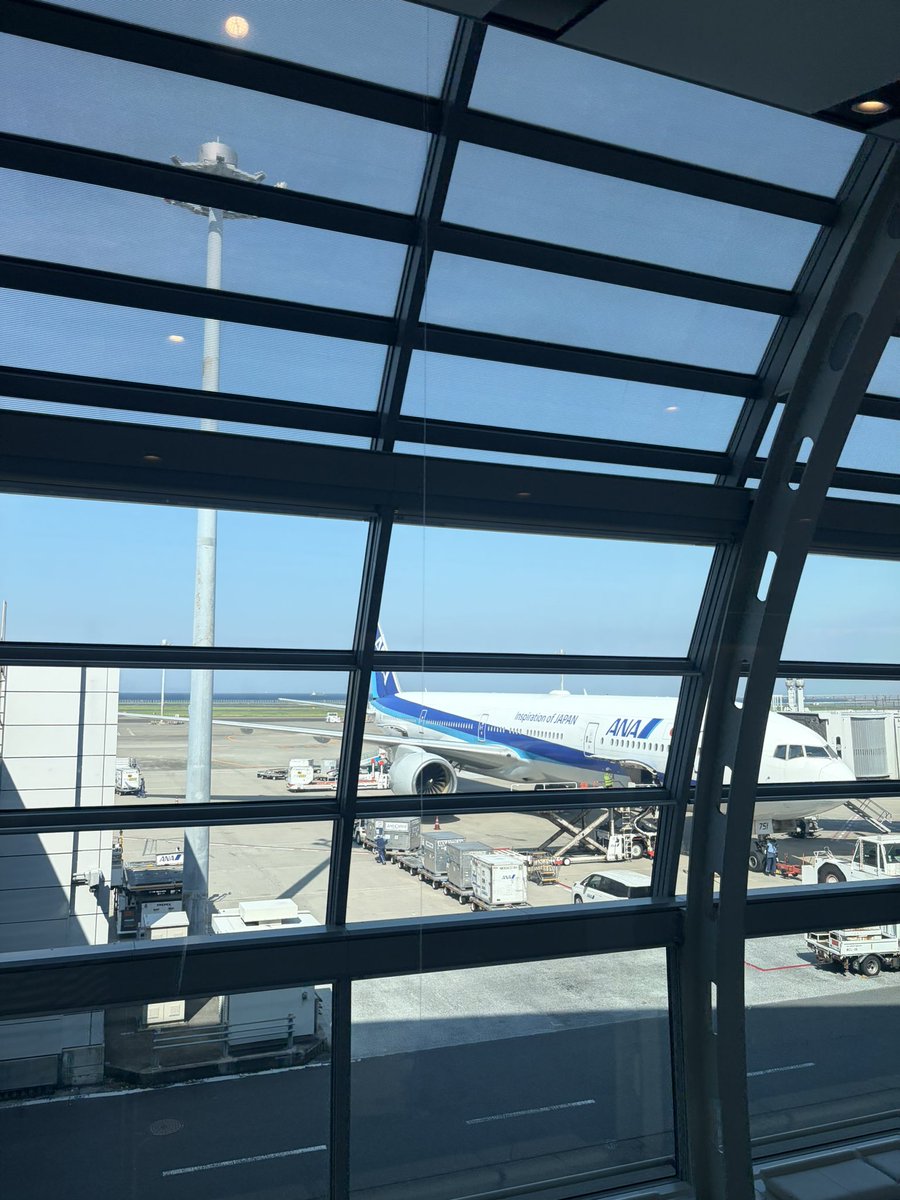 midoribunko711's tweet photo. いざいざ https://t.co/7UuuWu43m7