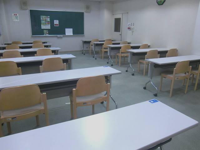 iizukacity_lib's tweet photo. 【#庄内館】
#庄内図書館 の2階に #学習室 が開設されます！

利用開始：7月20日(月・祝)～
利用時間：10時～18時

休館日や2階でイベントがある際は、利用できませんので、館内の学習室カレンダーまたは、図書館HP(りぶ活ティーンズのお部屋)からご確認下さい。

#飯塚市
#飯塚市立図書館
#勉強 https://t.co/1ow8s0Q8Dl
