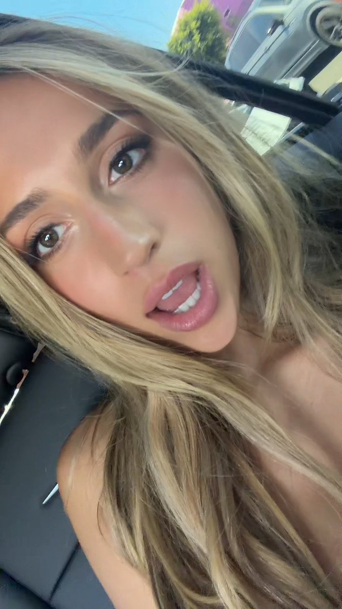 daddyruinz's tweet photo. Relapse hours pays off 🤪💅🏻

catfish findom walletdrain https://t.co/ad6fFoYNKE