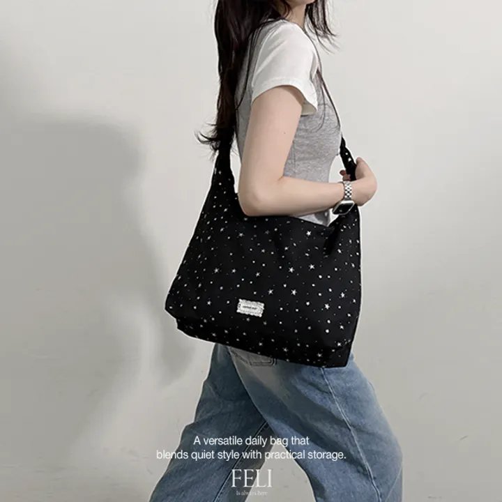hantmddn's tweet photo. OPEN PO HANDCARRY
⭐ Star Shirring Shoulder Bag

💸 298k DP 178k
5 warna: 
♡ ivory
♡ pink
♡ sora (light blue)
♡ grey (star-pattern)
♡ black

last order 21 juli 12.00 wib

✅bersih ina exc ongkir packing
ETA INA 12 Agustus
📍Bandung

detail next👇🏻 https://t.co/pdqOIVEJnj