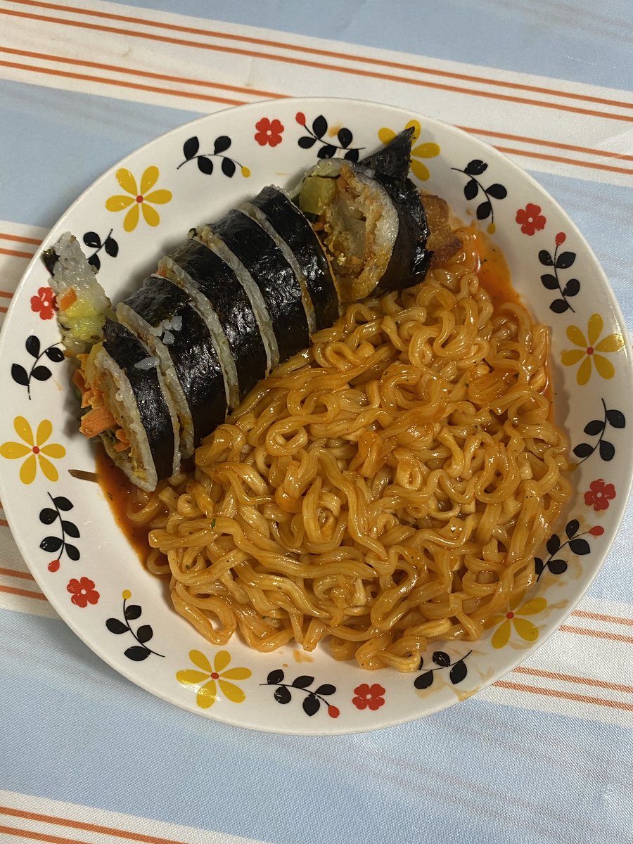 맛잇업 tweet media