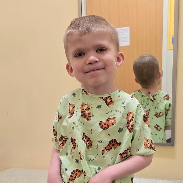 amna49854's tweet photo. Little Lincoln, a brave 4-year-old with the heart of a true fighter, received devastating news recently.

Just one year ago, he was diagnosed with medulloblastoma. He faced surgery and intense treatments with incredible courage and strength, inspiring everyone around him. But after his first post-treatment scan, the family learned that the cancer has returned.

Despite the uncertainty ahead, Lincoln and his family are gearing up for another battle. In moments like these, love, prayers, and community support mean everything.

Lincoln, sweet boy — you are not alone. So many people are standing with you and your family as you face this next chapter.

As shared by the Rogers Family:

“I don’t have many words right now as I’m still trying to process everything, but we know he will have another brain surgery and more treatment at St. Jude. We don’t know exactly what that will look like yet, but I will share when we know more. He was a fighter before, and I know he will be a fighter again. We continue to ask for your prayers and support during this unimaginable time.”

Sending strength, love, and healing prayers to Lincoln and the entire Rogers family. 💙