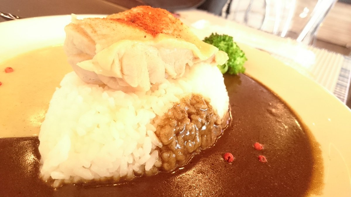 tsu_hus96's tweet photo. またTMRのコラボカフェやって欲しいな
あのドリンクとかおもろかったな
写真撮るの下手くそやな
そんで10年前？！ https://t.co/y8NqpP9qeu