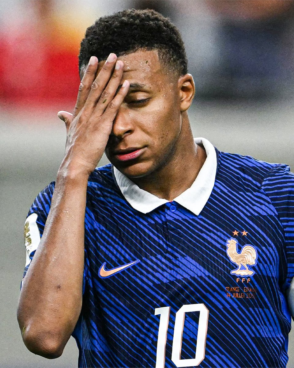 CFCYK1's tweet photo. Kylian Mbappé has lost only one World Cup knockout game in 90 minutes in his career, He has played a total of 12 knockout matches recording 10 wins, 1 draw and 1 loss. https://t.co/nMmZmPTf8s