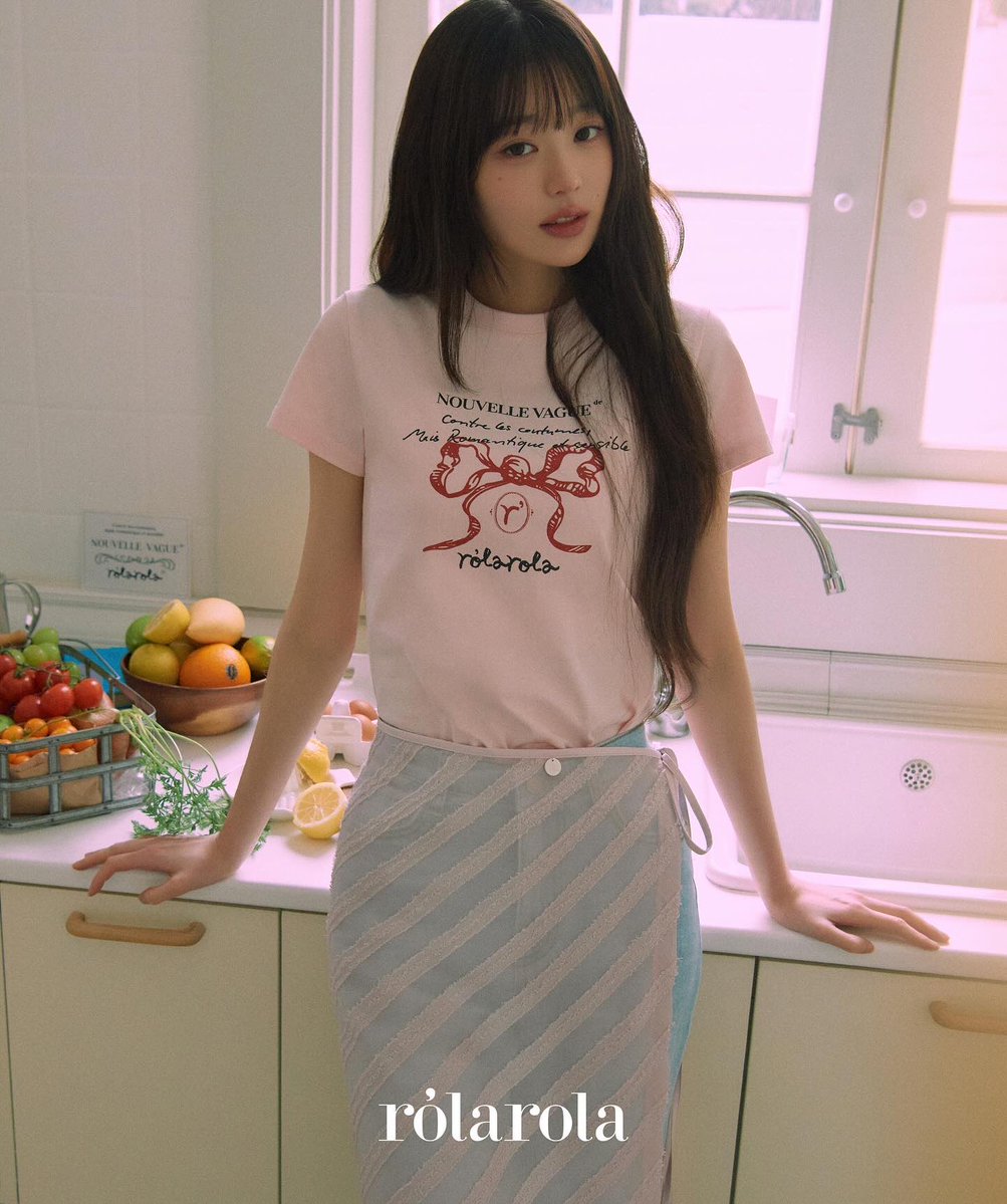 wonyoportfolio's tweet photo. From Her Archive 

Jang Wonyoung for rolarola
24SUMMER 1st Collection
Brand Muse
© rolarola 

#JangWonyoung #장원영  #ウォニョン https://t.co/RJrqIENQqF