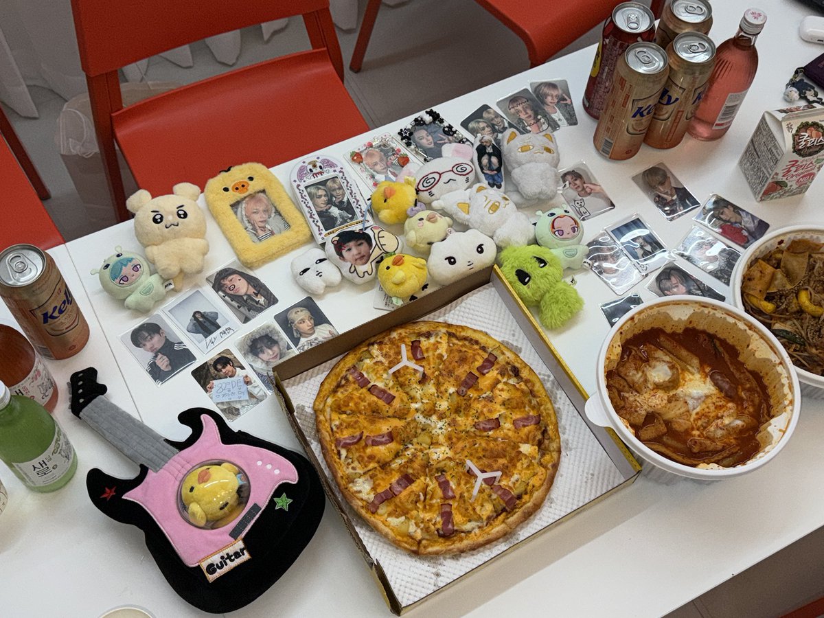 xoxokees's tweet photo. 7월 이렇게까지 행복해도 되는건감 ㅇㅅㅇ
재...세시... 재세시....! https://t.co/AhukSYL2iG