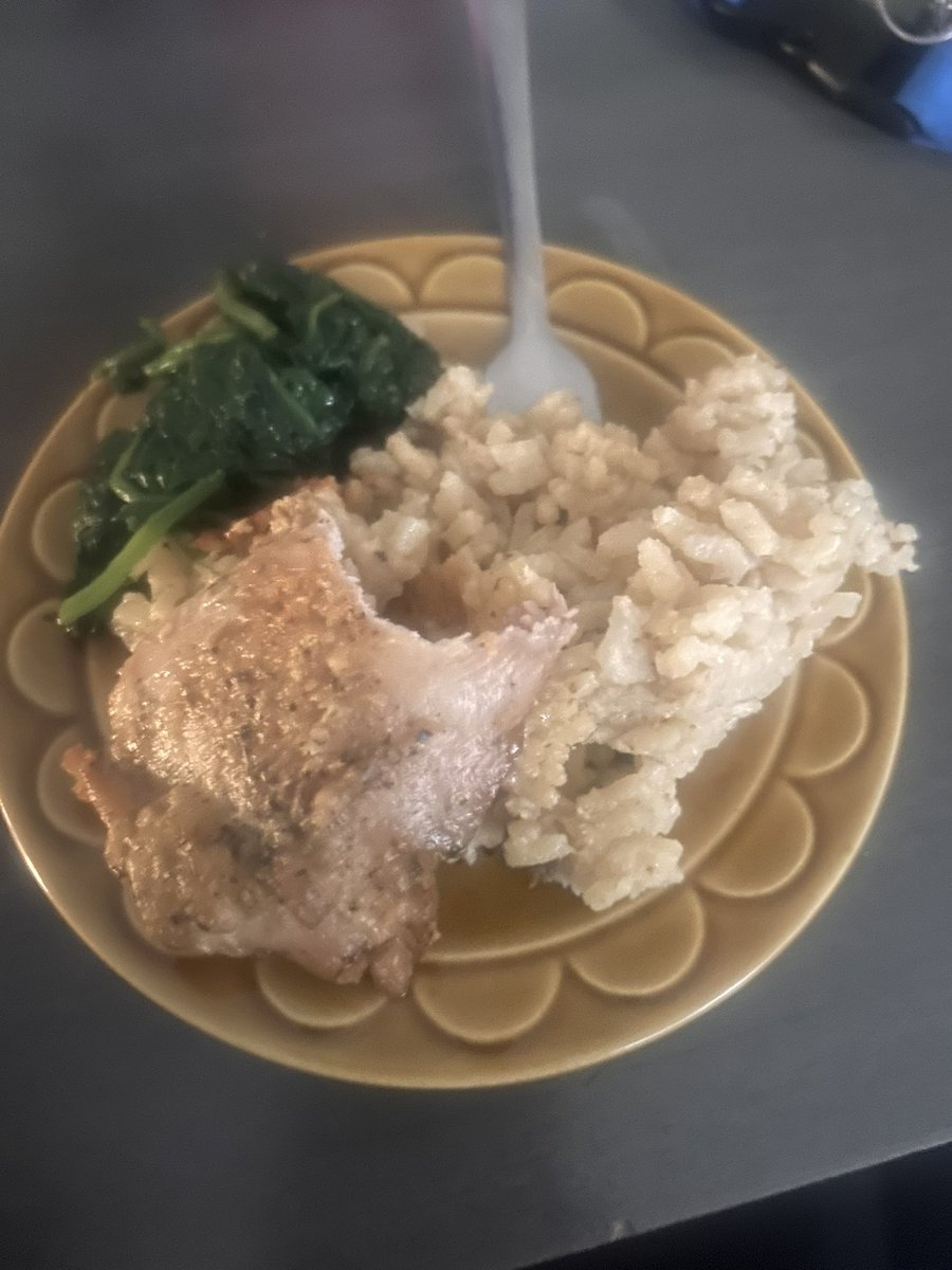 Feye21's tweet photo. Chicken and mushroom risotto https://t.co/Ml04sk7qVR
