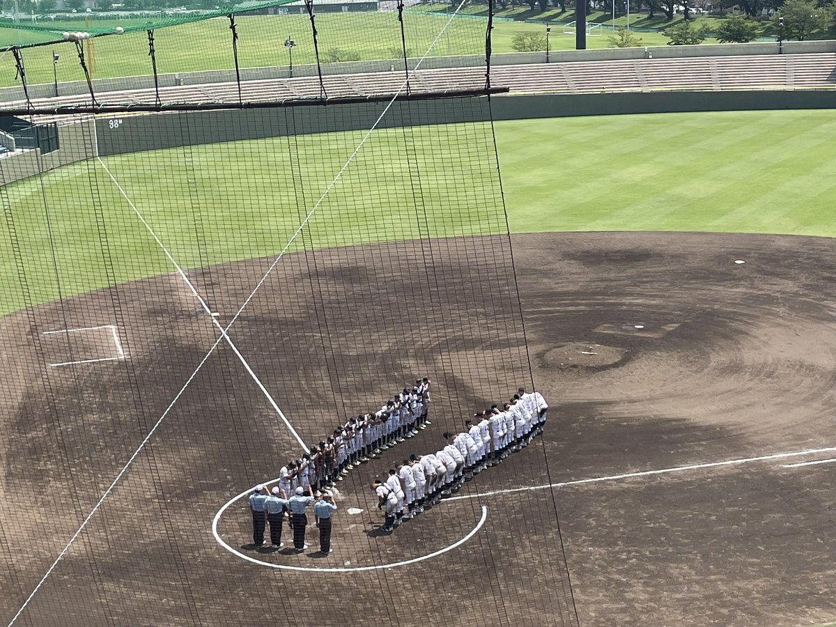 kansenma's tweet photo. 選手権栃木大会2回戦
@エイジェックスタジアム
(試合終了)

矢板中央
100 000 200＝3 H10 E2
002 320 11×＝9  H12 E1
國學院栃木

【中央】土谷、田代ー菊地
【國栃】飯原、楢崎、鈴木、邊見ー池谷

國學院栃木　3回戦進出 https://t.co/Lo2YMbOrkM