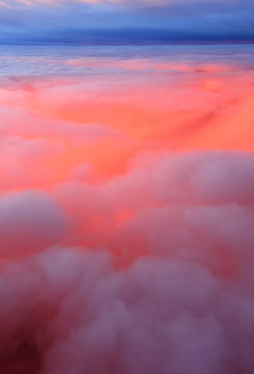 Chy43223254's tweet photo. The clouds look a little like sweet marshmallows.#marshmallows https://t.co/svETIdOAq9