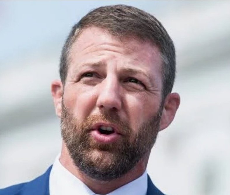 LangmanVince's tweet photo. So basically all an illegal immigrant needs to do is get in a car and drive away!
I'm done with this guy, what about you? https://t.co/fs0fRsH2A6
