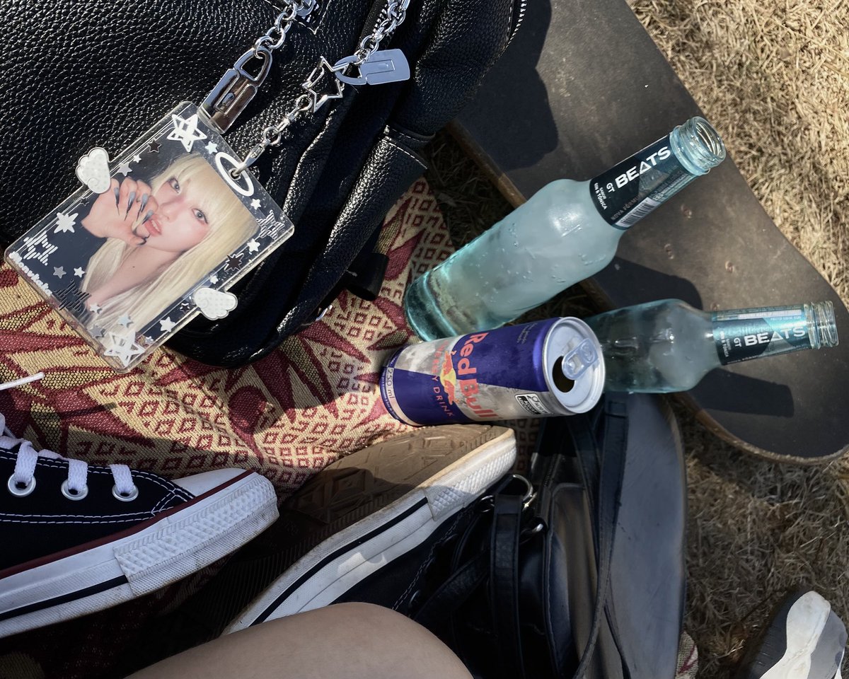 aestower's tweet photo. pov você abriu minha galeria https://t.co/TqP7aHS9wm