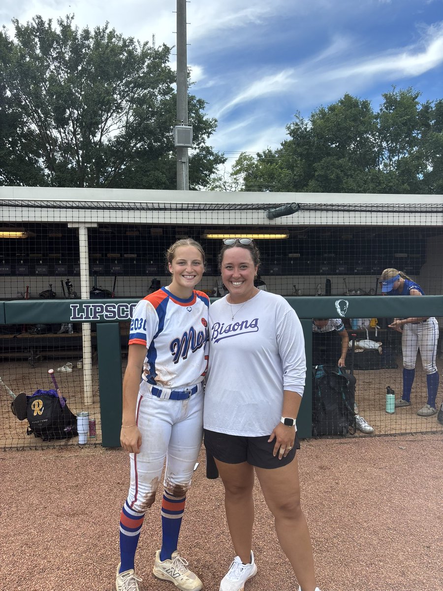 NorahBox's tweet photo. Thank you so much @LipscombSB for such a fun camp today, I got some great feedback and I’m looking forward to being back soon! #HornsUp🤘🦬

@CoachKRyman @coach_higg @LipscombBisons @tnmojo2011 @klcright_11 @ExtraInningSB @LegacyLegendsS1 @DIACatching @CoachMike_FCS @LadyCommanderSB @LineDsoftball @SoftballDown @D1Softball @PrepSoftball @SoftballPortal @Softballsfuture @usaimpact_us @USASoftball @prepsrecruit @NCAASoftball