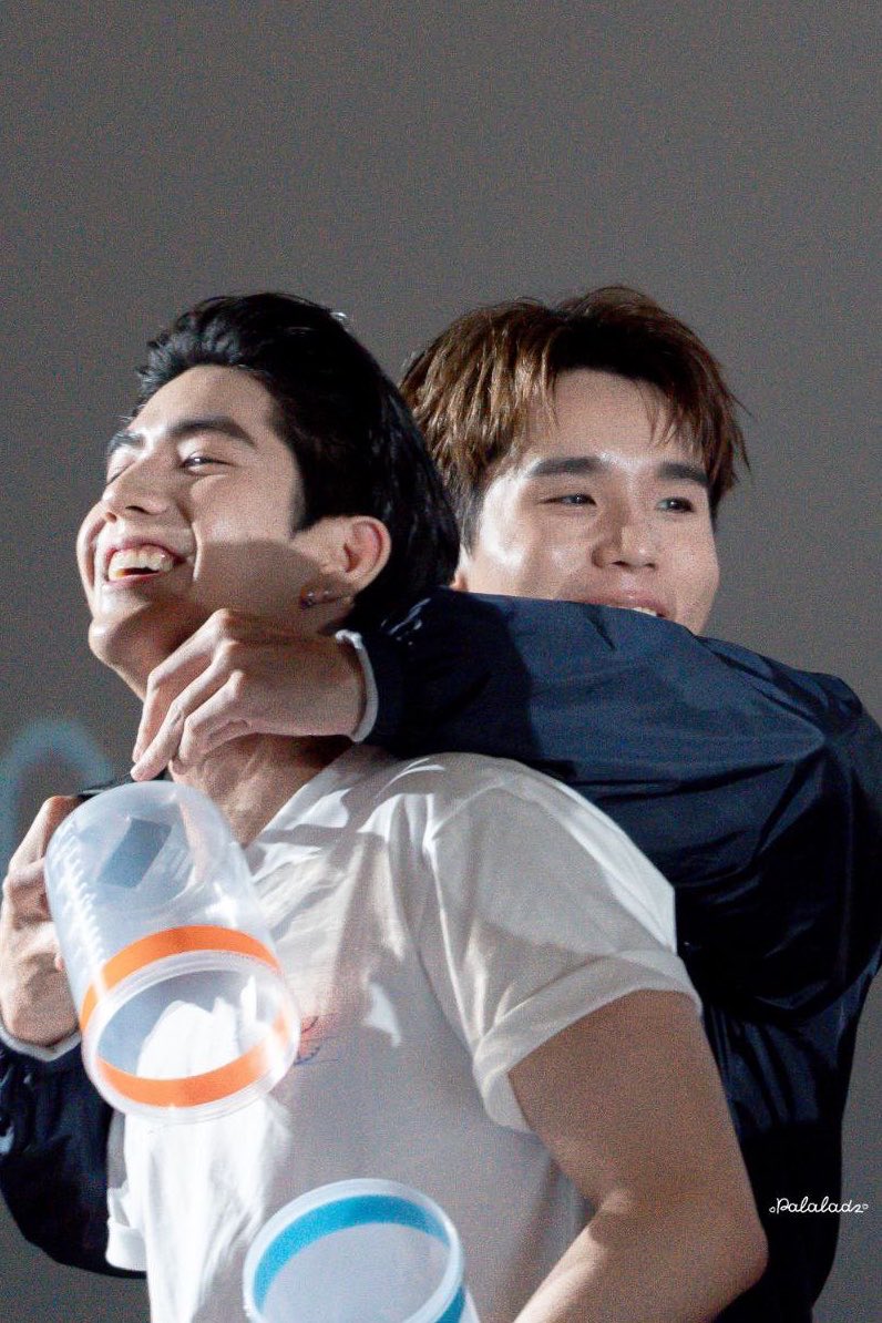 seashiajim's tweet photo. whatever this is https://t.co/NgV02Gard1