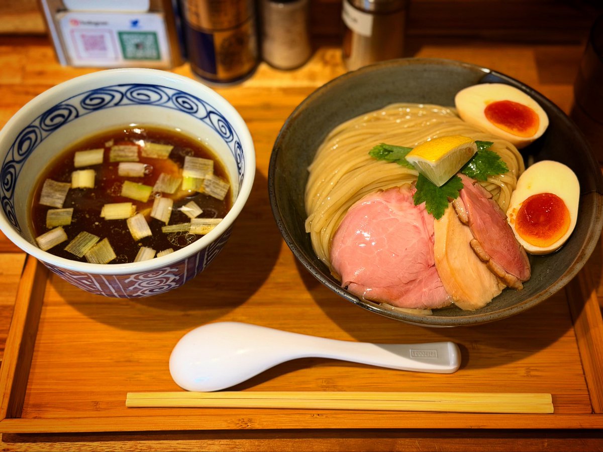 Laypy_5hanayome's tweet photo. ハちゃんラーメン　特製醤油つけ麺

東京都港区浜松町1-15-9 コンシェリア浜松町 1F
https://t.co/kKFq3L2ldY https://t.co/SKWTXbF70m