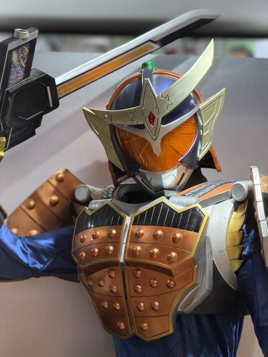 oz0802sas's tweet photo. ライダーストア、いつの間にか鎧武になってた🍊 https://t.co/8GzwaT4drH