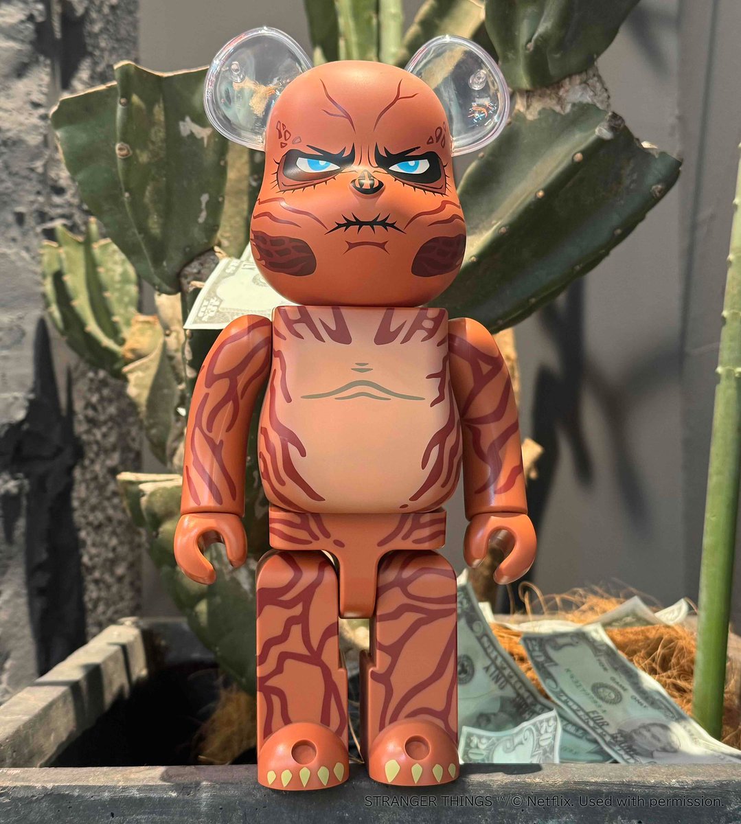 MEDICOM_TOY's tweet photo. 【Today's MEDICOM TOY TOKYO】
MEDICOM TOY TOKYOではhttps://t.co/vbSvfZ5fT9で、「BE@RBRICK Vecna 400％」を出品中。その他人気商品も多数出品中！下記リンクよりご購入できます→https://t.co/8m6N1ijnAr
#medicomtoy #メディコムトイ #bearbrick #ベアブリック #strangerthing #vecna https://t.co/vBbhj3Yam8