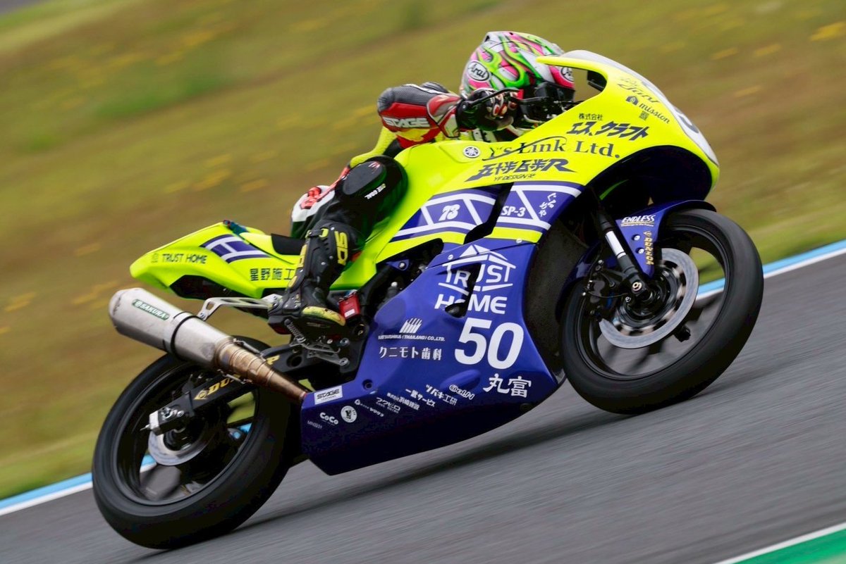 Is_RACING1500's tweet photo. もてぎ7時間耐久ロードレース ”もて耐”
今年もRT五十歩百歩&YF DESIGN様のサポートをさせていただいております!
皆さま応援よろしくお願いいたします🙌
https://t.co/UMqFCBdRcJ
#MOTEGI #もて耐 #islink https://t.co/WU2ugZjJGh