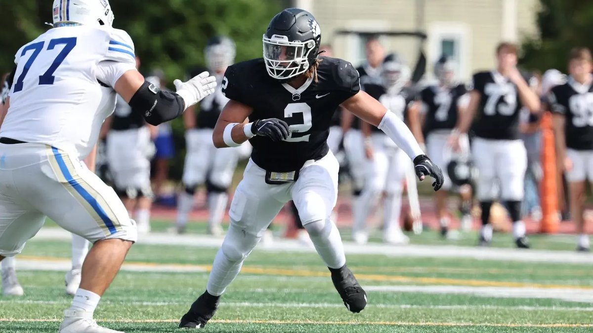 1Hayden_eth's tweet photo. Excited to be at Bowdoin tomorrow to compete and get after it. Looking forward to meeting the coaches and competing with an amazing group of athletes. 
@bchighfootball @zukie66 https://t.co/WUTV55gJsw