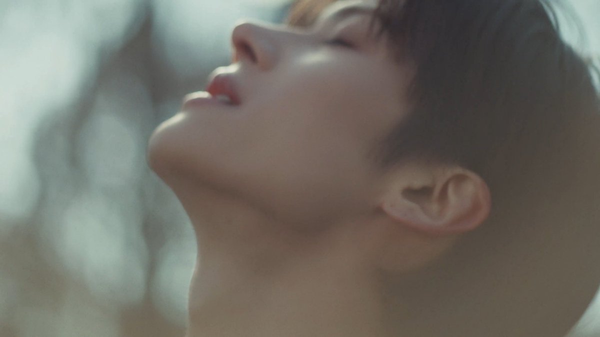 BitterButHappy's tweet photo. 🤲🏻✨️
#闫桉 #เหยียนอัน #Yanan #YanAnxFloating https://t.co/1cUs5xLD1O