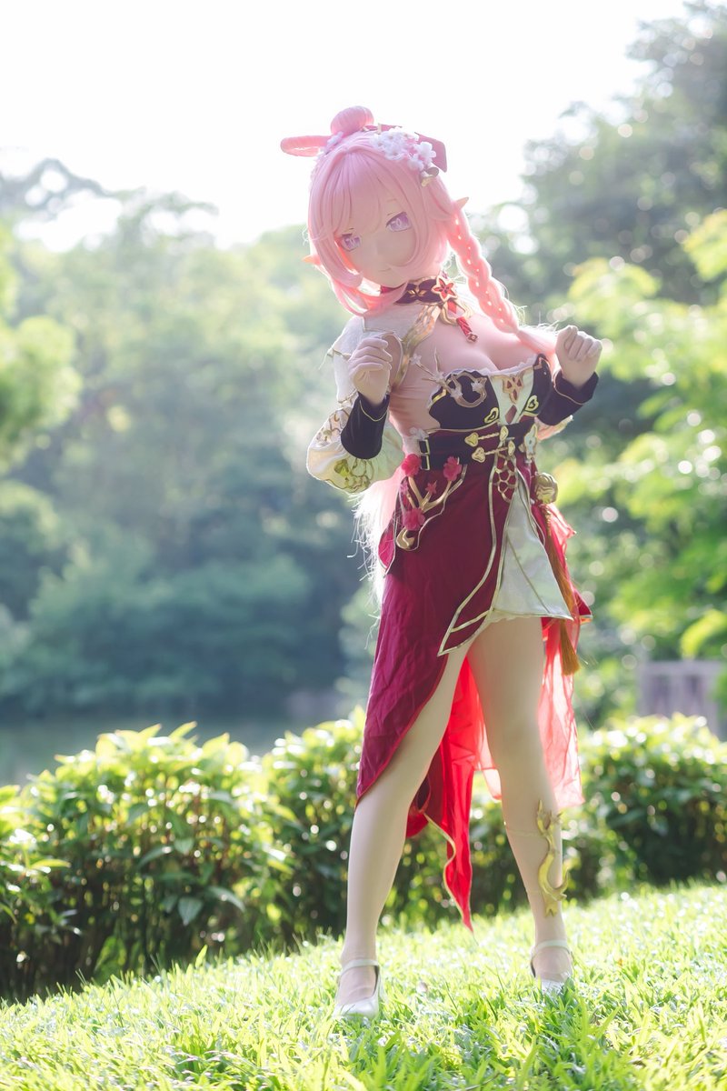 ElysianElysia02's tweet photo. 春好桃夭正片
摄影：@Maillyning https://t.co/IKRHx81IIm