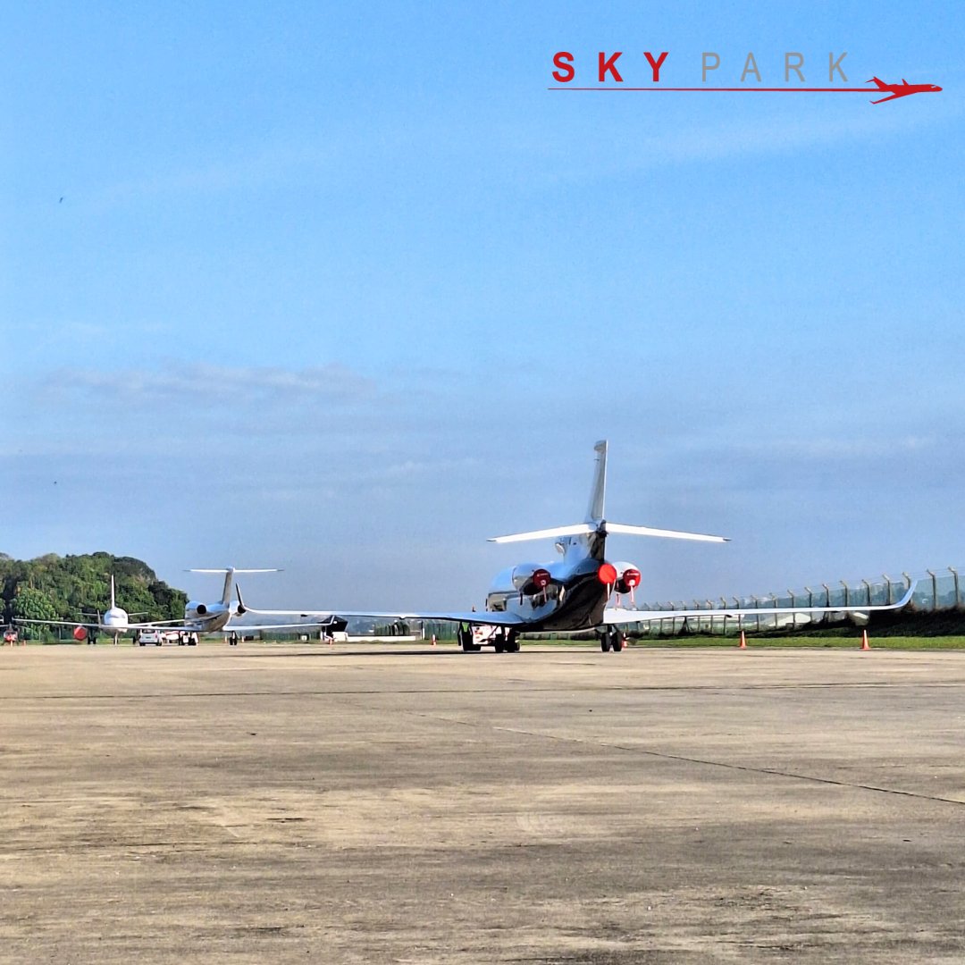 skyparkbac's tweet photo. No matter long-term or short-term, find us for your aircraft parking solutions.

For pricing enquiries, contact us at operations@fbo.subangskypark.com or +6012-239-3774.

#privatejet #privatejetcharter #aviation #generalaviation #businessaviation #aircraftmaintenance https://t.co/L7TAR14svk