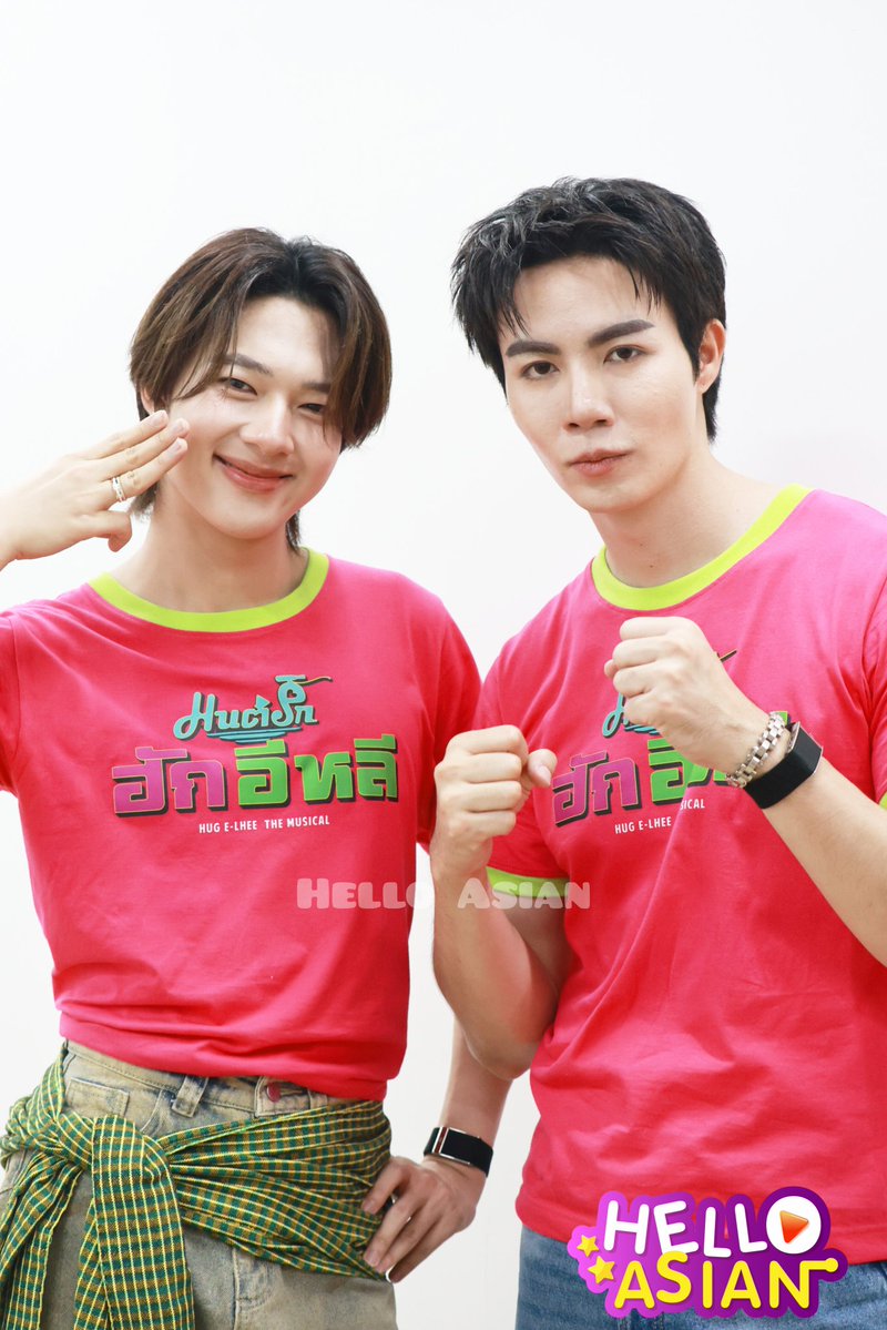Hello_asian's tweet photo. 📌วันนี้เที่ยงตรง เจอกันนะคะ คลิปสัมภาษณ์ พี่ซี - นุนิว ค่า

มาค่ะ ตีกันยังงัย ได้คะแนนทริปเต็ม !!! 🤭🤭🤔
มีคนอยากเป็นสปอนเซอร์คอนเสิร์ตอีกแล้ววว

Link 
👉https://t.co/RQYkAzFp5o

#ZeeNunew 
#บวงสรวงมนต์รักฮักอีหลี
#มนต์รักฮักอีหลี https://t.co/sQqG7YgsuN