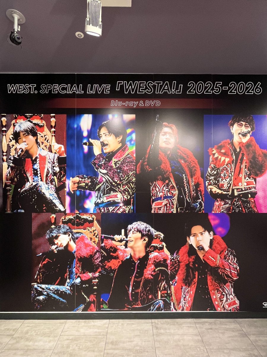 TOWER_Shibuya's tweet photo. 📢#タワ渋のお知らせ

＼本日発売日🌈／

たくさん笑って新年幕開け🌅🥳
単独カウントダウンライブ！

#WESTꓸ SPECIAL LIVE DVD&amp;Blu-ray
『#WESTA!』 2025-2026
通常盤DVD&amp;Blu-rayのみ在庫ございます💿
4Fにて展開中です🎶

4Fレジ横大型パネルは7/20まで✅
お見逃しなく！ (沙) https://t.co/aZM0VRHIam