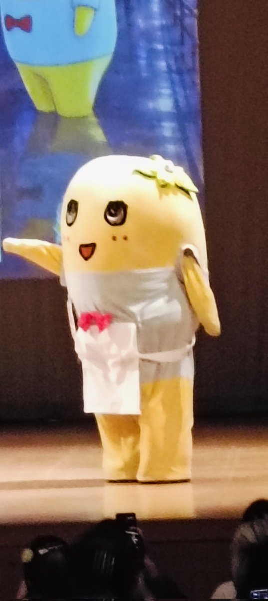 riejupiter0131's tweet photo. @funassyi ふなちゃんも気をつけてね〜💙💛まじ大阪もやばい〜暑さでとろけてしまいそう〜🍑ジュースお願いします https://t.co/ceLfdKorPr