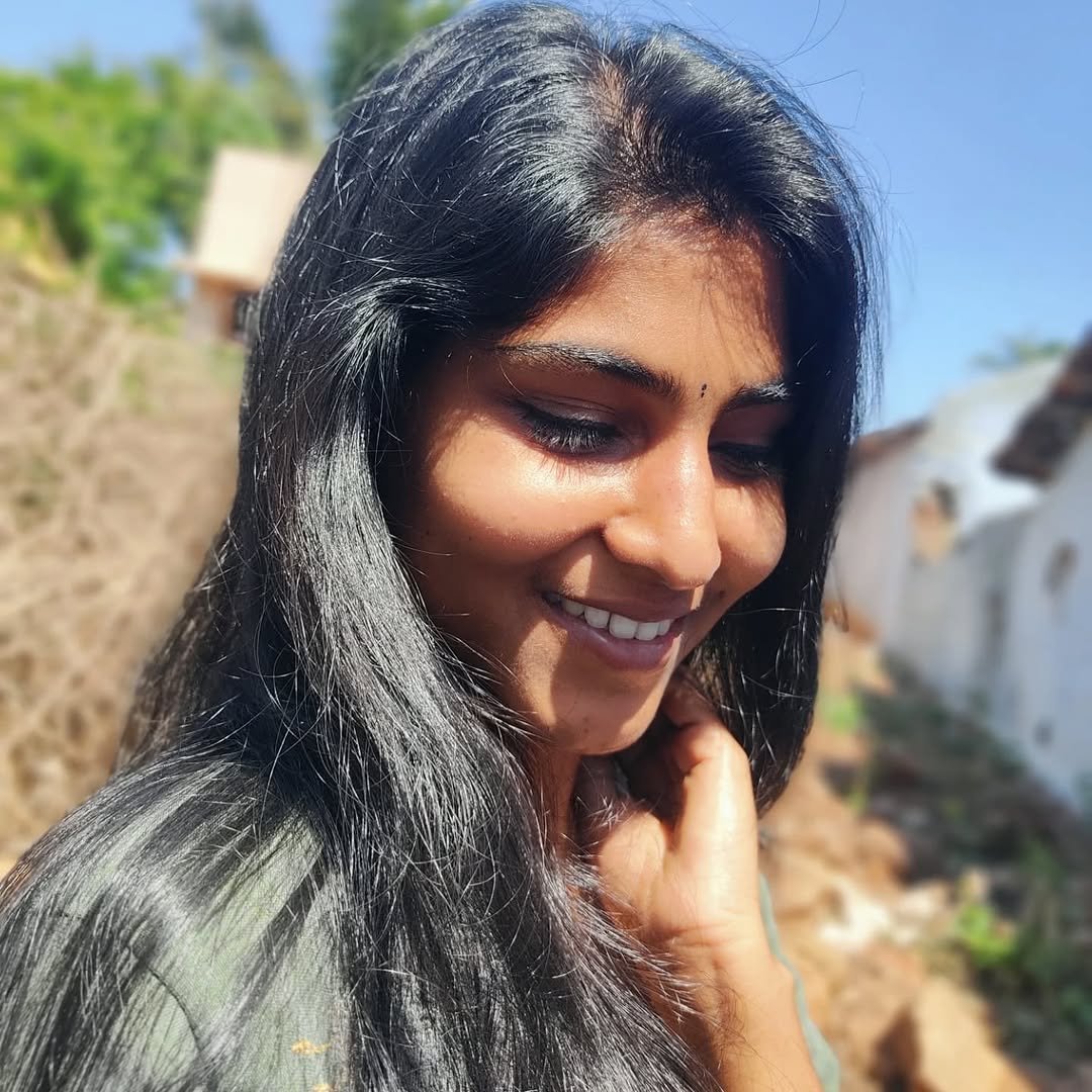 _devikaa's tweet photo. ♫♪𝚄𝚗𝚗𝚊𝚕𝚎 𝚎𝚗𝚗𝚊𝚕𝚞𝚖 𝚎𝚗 𝚓𝚎𝚎𝚟𝚊𝚗 𝚟𝚊𝚊𝚣𝚑𝚞𝚍𝚑𝚎..
𝚂𝚘𝚕𝚕𝚊𝚖𝚊𝚕 𝚞𝚗 𝚜𝚠𝚊𝚜𝚊𝚖 𝚎𝚗 𝚖𝚘𝚘𝚌𝚑𝚒𝚕 𝚜𝚎𝚛𝚞𝚝𝚑𝚎..𓏲ּ𝄢
𝚄𝚗 𝚔𝚊𝚒𝚐𝚊𝚕 𝚔𝚘𝚛𝚔𝚞𝚖 𝚘𝚘𝚛 𝚗𝚘𝚍𝚒
𝙴𝚗 𝚔𝚊𝚗𝚐𝚊𝚕 𝚘𝚘𝚛𝚊𝚖 𝚗𝚎𝚎𝚛 𝚝𝚑𝚞𝚕𝚒...𑣲𝄞 https://t.co/2LrGYHG9P3
