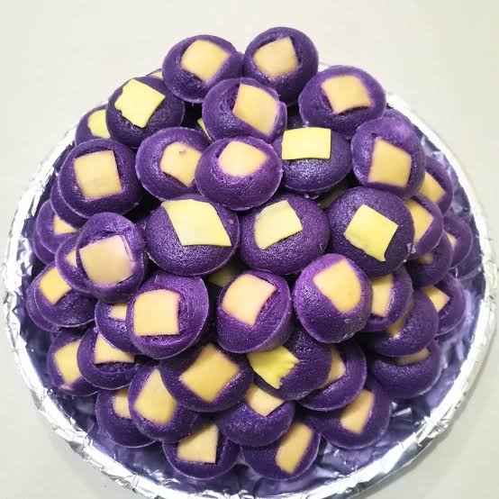 pinknooieu's tweet photo. sunooshi, here's your ube snacks. please recover soon @ENHYPEN_members ❤️‍🩹🫶🏻 https://t.co/XB8hDNgiMU