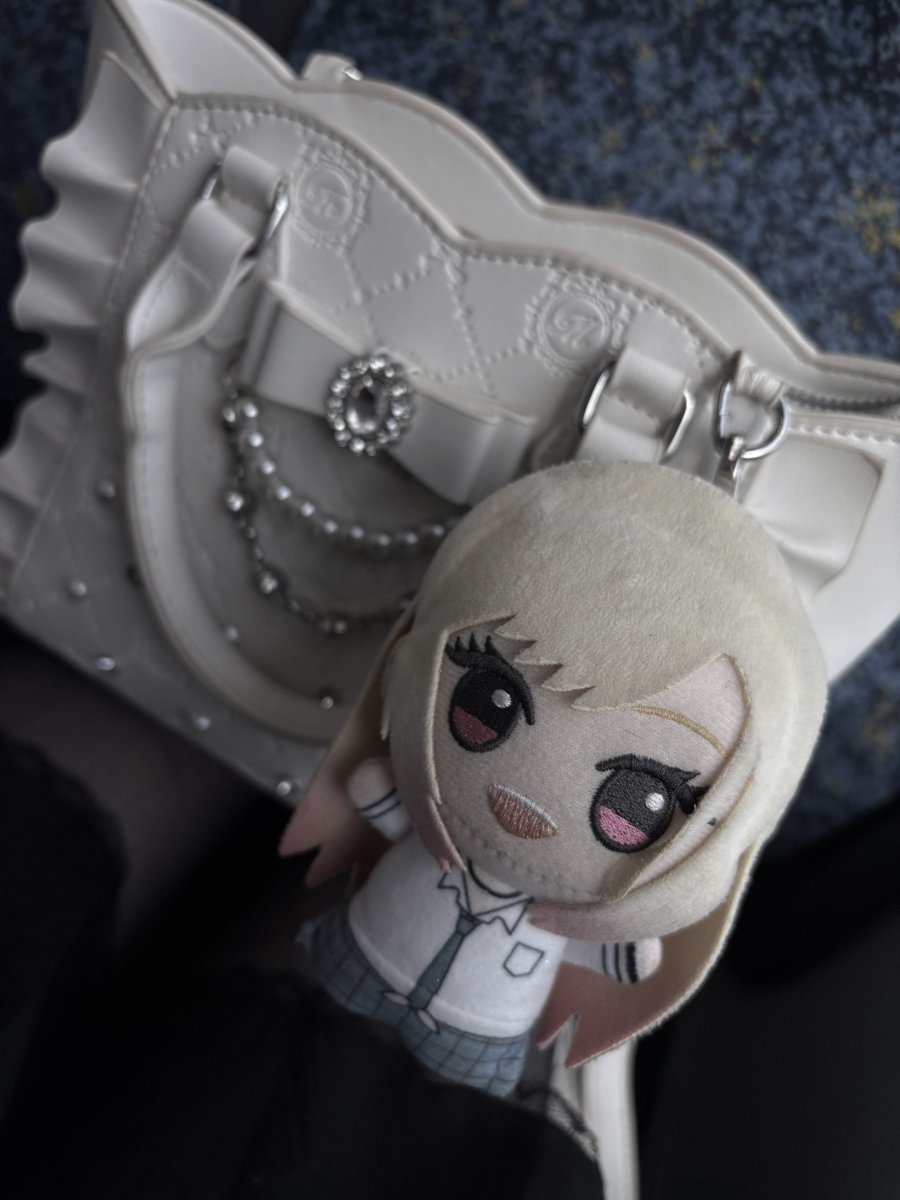 mkvz0's tweet photo. she has been through it all with me https://t.co/U0t0RSZrNB