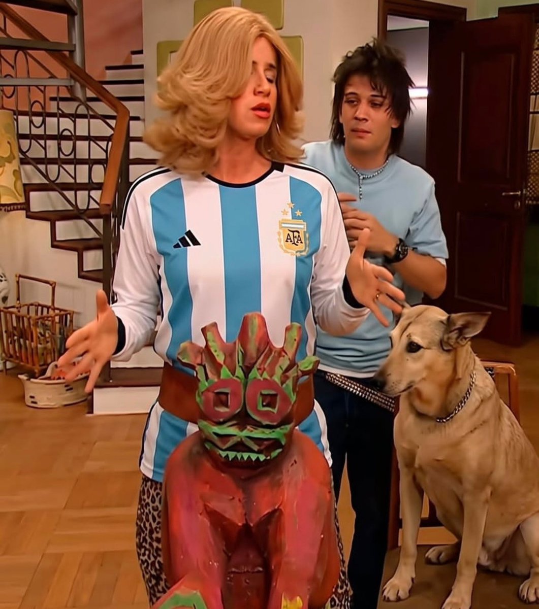 soyunargento's tweet photo. Hoy juega Argentina vs Inglaterra las semis

LE PEDÍ
A AÑANGA
QUE ARGENTINA PASE A LA FINAL https://t.co/t6lCXR073R