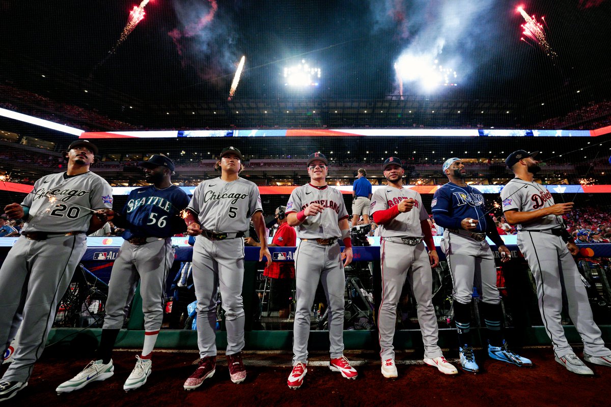 MLB tweet media