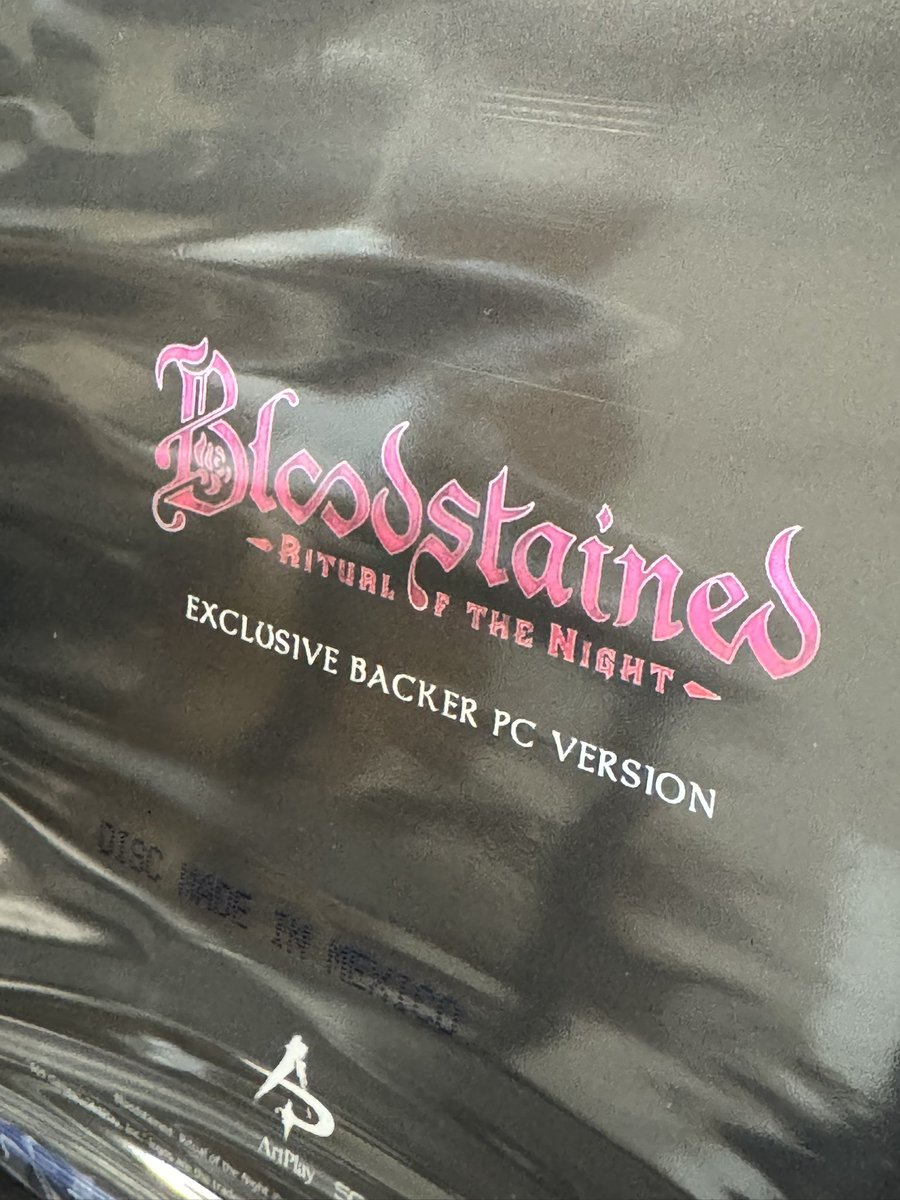 nm7nao7's tweet photo. えぐいの届いたぁ‼︎
クラファン投資しておいてよかった😭
#bloodstained https://t.co/yOtKcGw9vc