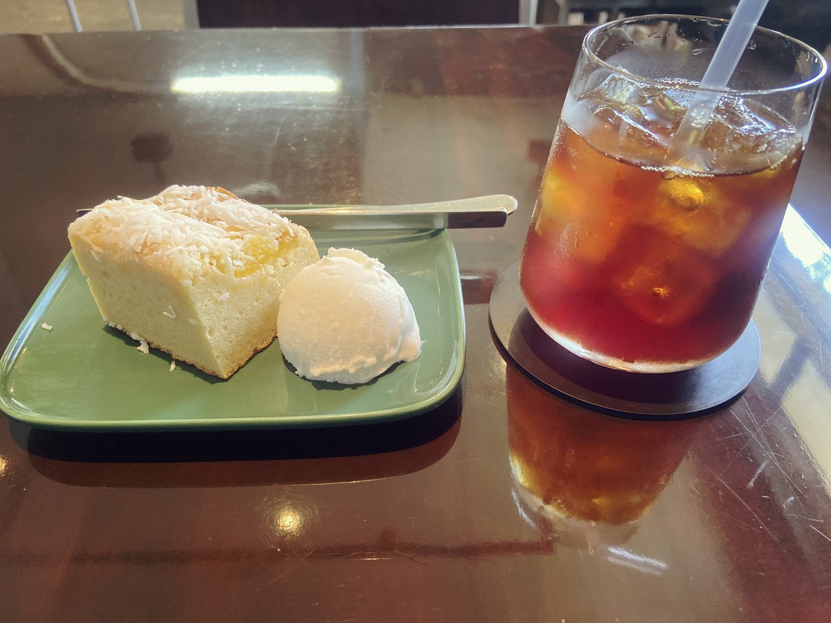 maconeko666's tweet photo. 米粉のパイナップルとココナッツのケーキ🍍
エチオピア🇪🇹

木陰の多い公園で遊んでから。
暑い🫠 https://t.co/V01PywhQfw